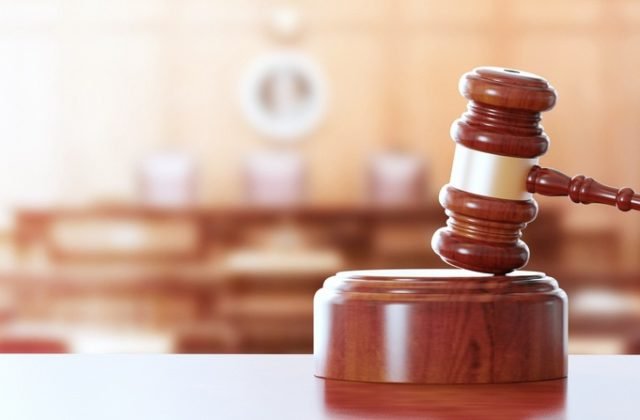 Prípad zabitia 19-mesačnej Simonky profesionálnym rodičom sa skončil, krajský súd ho uznal vinným