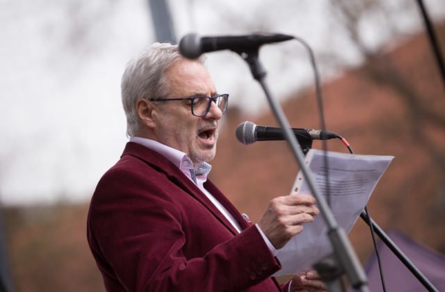 Bývalý novinár a politický komentátor Leško bude radiť Hegerovi pri pláne obnovy