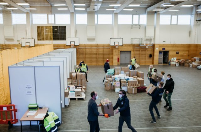 Ukrajincom pomáhajú aj stovky dobrovoľníkov z viacerých mládežníckych organizácií