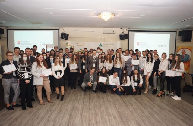 Žiaci navrhujú viac finančnej gramotnosti na školách