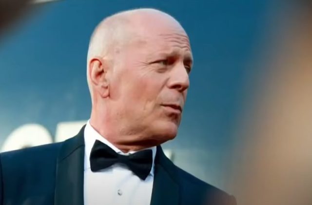 Bruce Willis oznámil koniec hereckej kariéry, diagnostikovali mu afáziu