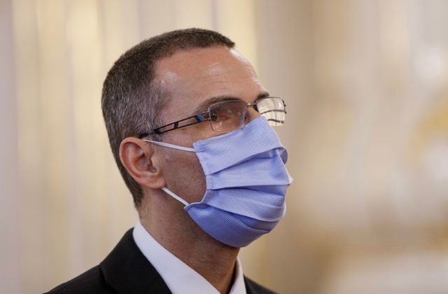 Generálny prokurátor Žilinka odmieta vyhrocovanie napätých vzťahov s Ruskom formálnymi gestami