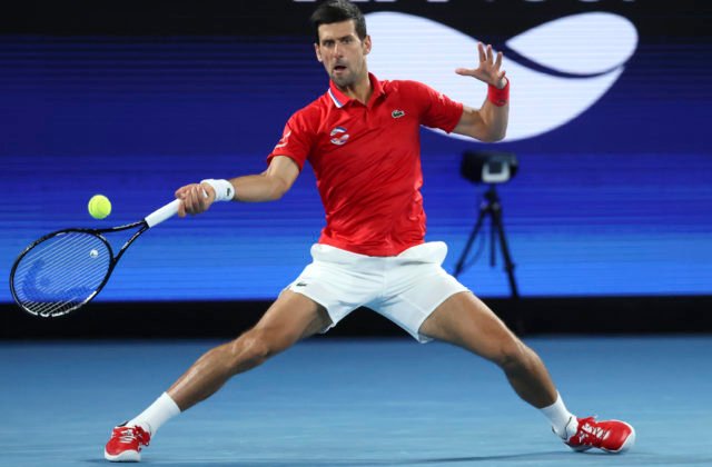 Djokoviča už nebude brzdiť chýbajúci doklad o očkovaní, zúčastní sa na Roland Garros