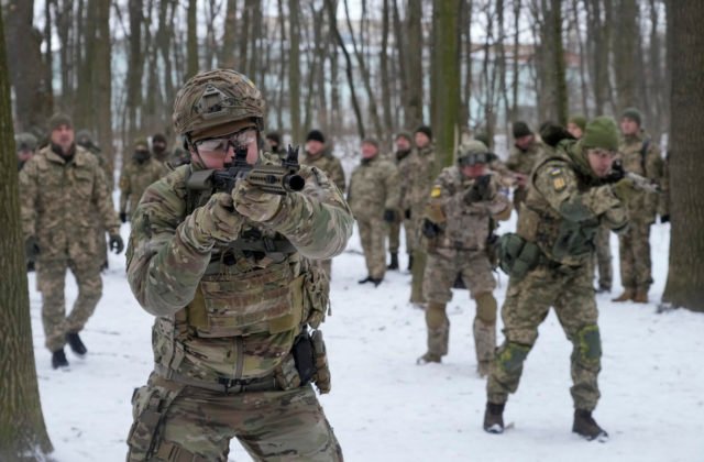 Ukrajinci podľa Zelenského držia kľúčové mestá a straty okupantov sú väčšie, ako v najhoršej nočnej more