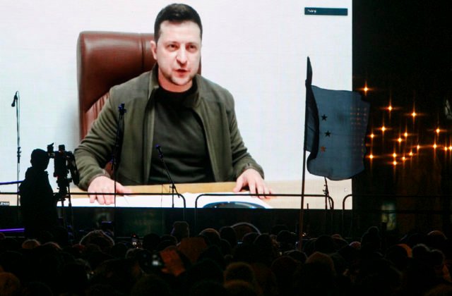 Zelenskyj zúfalo žiadal USA o viac bojových lietadiel, možno ho videli poslednýkrát živého
