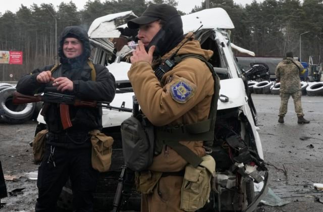 Na Ukrajinu prišlo bojovať cez 20-tisíc cudzincov z rôznych krajín, do armády sa stále hlásia aj Ukrajinci