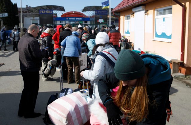 Košice sú podľa Polačeka na prahu humanitárnej katastrofy, bez pomoci štátu sa o utečencov nedokážu postarať