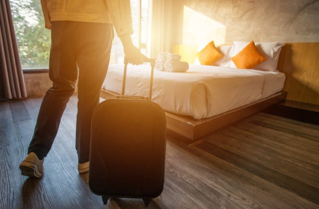 Zatiaľ je možné žiadať o príspevok za ubytovanie utečencov pred vojnou na Ukrajine len papierovou formou