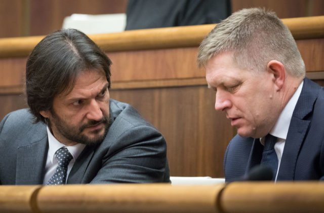 Transparency považuje zadržanie Kaliňáka a obvinenie Fica za prelomové, ale upozornili na možné riziká