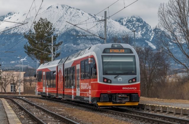 Pripnite si malý kvietok narcisu na podporu onkologických pacientov aj vo vlakoch ZSSK na tratiach TEŽ