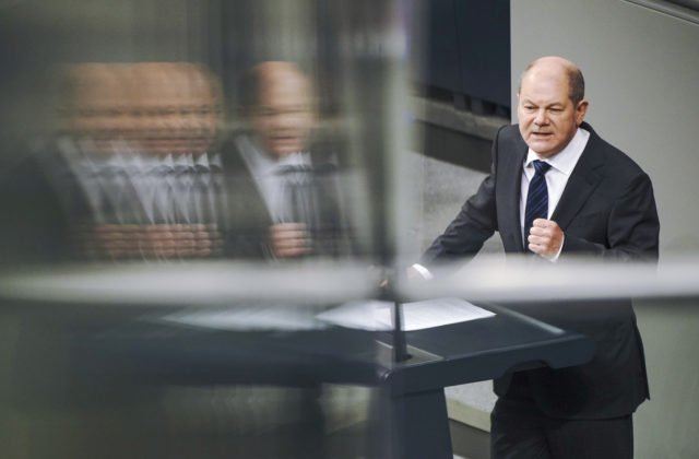 Scholz odmietol vycestovať do Kyjeva, podľa ukrajinského veľvyslanca to nie je príliš štátnické správanie