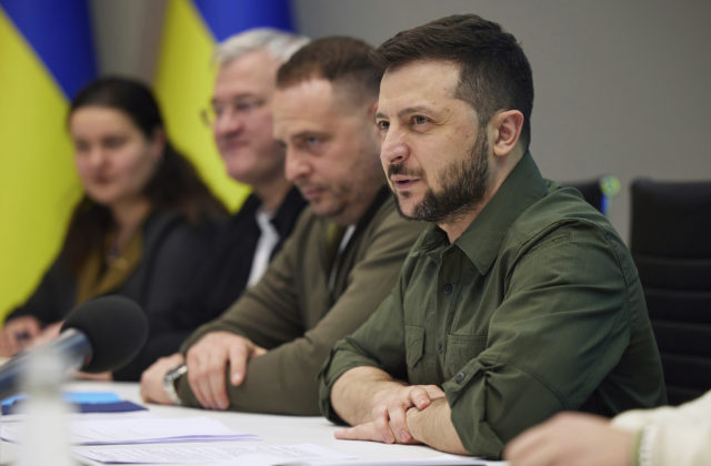 Zelenskyj nechce zamrznutý konflikt a neprijme dohodu o prímerí bez toho, aby sa Rusi stiahli z Ukrajiny