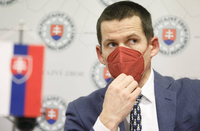 Prokuratúra vyzvala Hamrana k zdržanlivosti a ohradila sa aj voči jeho slovám, že „celý prípad smrdí“