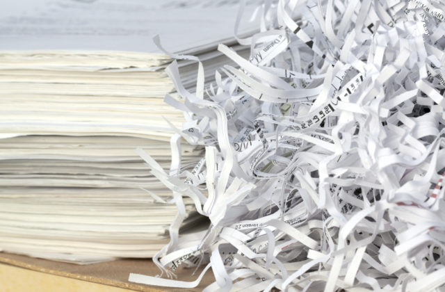 KDH vyzýva Mikulca na vyšetrenie skartácie zložiek príslušníkov ŠtB, ktorá prebiehala za Kaliňákovej éry