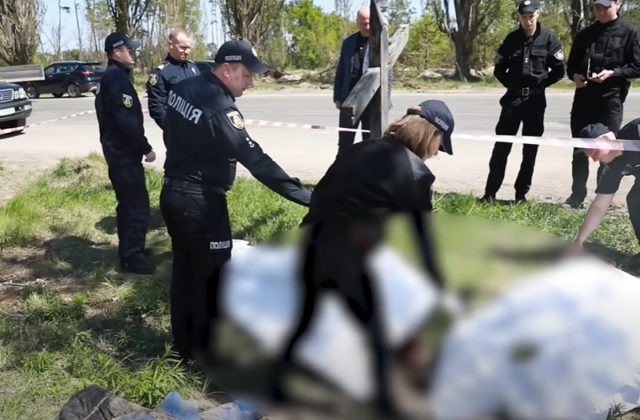 V masovom hrobe pri Kyjeve objavili telo Čecha, nezvestný bol už dlhší čas (video)