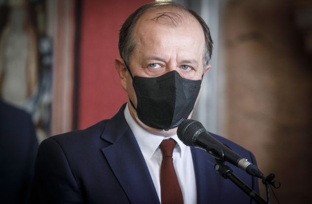 Vláda zlikviduje samosprávy a privedie ich na mizinu, Únia miest žiada prezidentku Čaputovú o pomoc