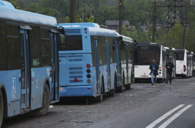 Francúzsko vykonalo prvý zdravotnícky evakuačný let pre Ukrajincov