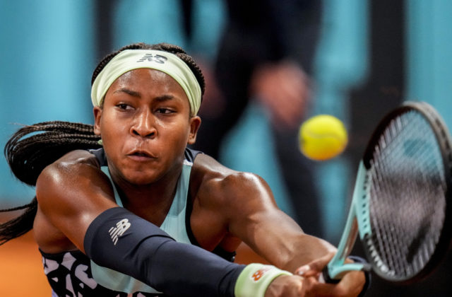 Na RG už v 1. kole dvojhry žien súboj Schmiedlovej proti Kučovej, Molčan opäť vyzve Coriu