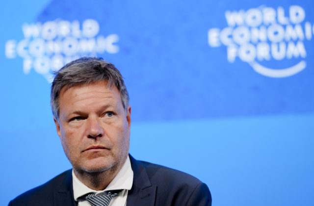 Európska únia môže dosiahnuť dohodu o sankciách voči Rusku, Habeck apeluje aj na Maďarsko