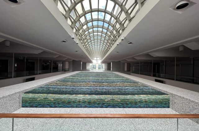 Vzácnemu dielu Mateja Kréna v SND hrozí poškodenie. Vedenie divadla už rok vyzýva na jeho záchranu