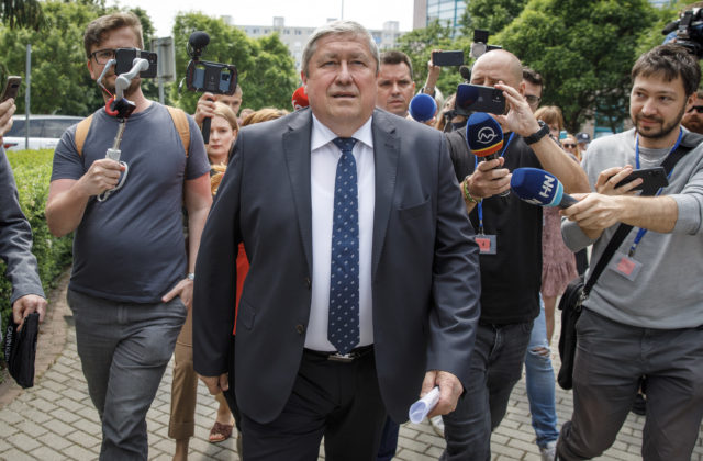 Pojednávanie s bývalým špeciálnym prokurátorom Kováčikom pokračovalo, nestihli však vypočuť všetkých svedkov