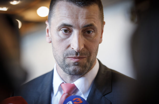 Viskupič: Matovič znásilňuje demokraciu a dovoľuje si to, k čomu sa neznížil ani Mečiar či Fico