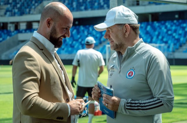Slovan dosiahol v Budapešti veľké víťazstvo. Sme len v polčase, varuje tréner Weiss st. (video)