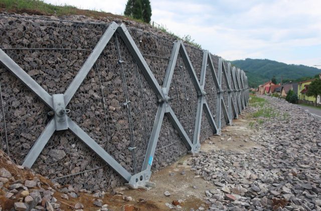 Zosúvajúci sa svah vo Svätom Antone už nie je hrozbou, jeho sanácia vyšla na viac než milión eur