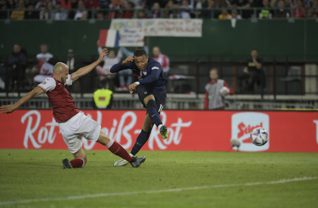 Majstrom sveta hrozí zostup do B-divízie Ligy národov, Mbappé zachraňoval Francúzom aspoň bod
