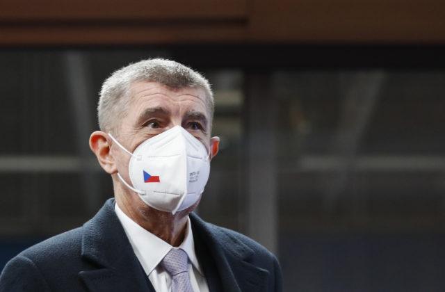 Babiš so svojou žalobou proti Ústavu pamäti národa nepochodil, súd ju zhodil so stola