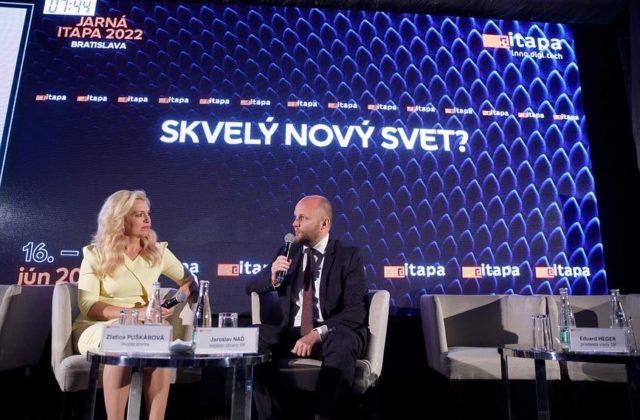 Skvelý nový svet máme na dosah. Politika ale musí ísť bokom