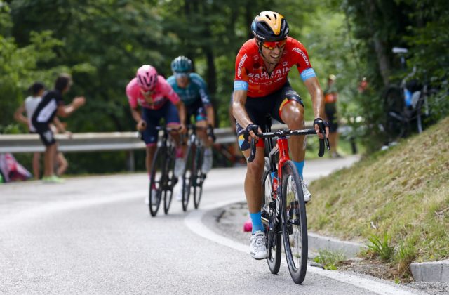 Polícia si pred začiatkom Tour de France posvietila na tím Bahrain Victorious, prehľadala domovy jazdcov a zamestnancov