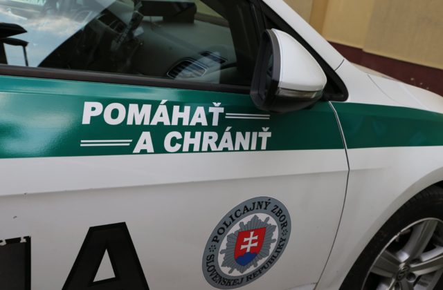 V Bratislave vypadlo dieťa z tretieho poschodia obytného domu