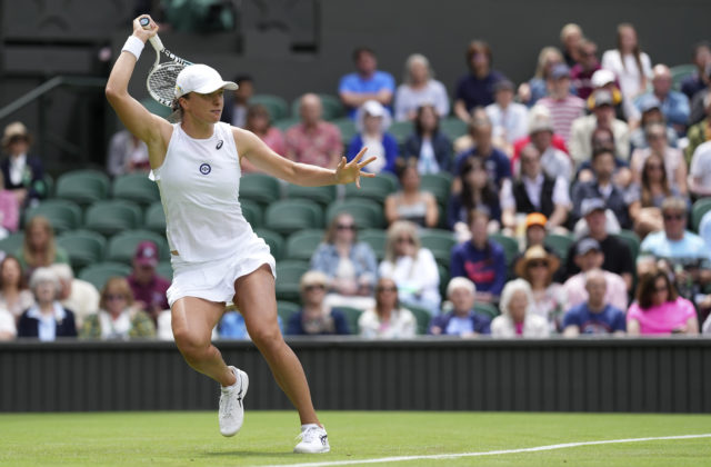 Swiateková má za sebou ďalší triumf, Chorvátke Fettovej uštedrila v 1. kole Wimbledonu „kanára“