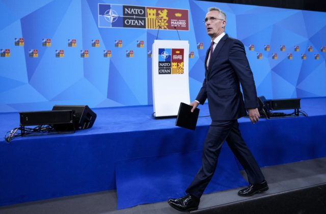 Turecko súhlasí so vstupom Švédska a Fínska do NATO, Stoltenberg hovorí o historickom rozhodnutí