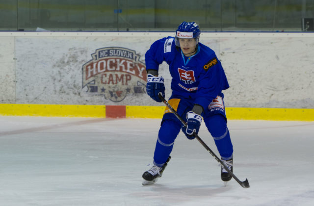 Adam Liška si ešte nedávno nevedel predstaviť návrat do Ruska, v Čerepovci však odohrá aj ďalšiu sezónu KHL