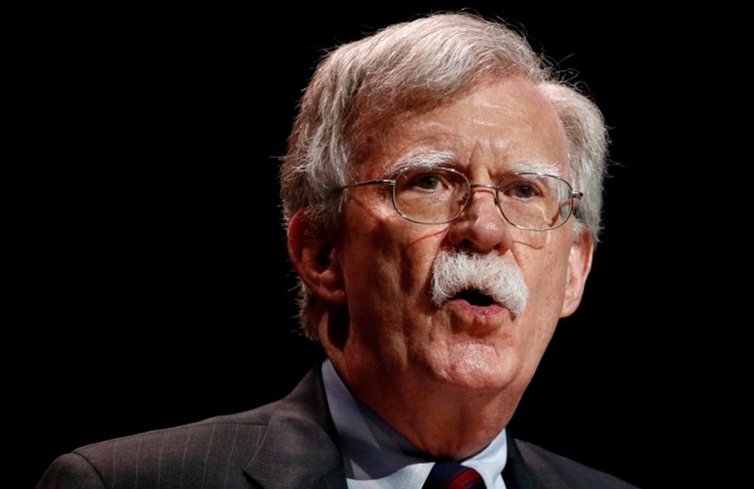 NeoCon John Bolton priznáva, že Amerika „plánuje štátne prevraty“