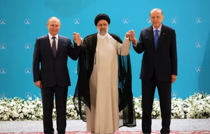 New York Times: Kroky Erdogana smerom k Rusku privádzajú Bidena do šialenstva