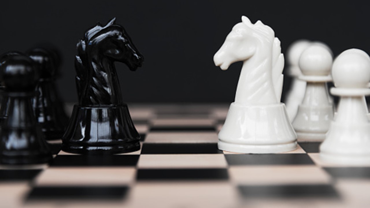 Silácke reči politikov alebo  každodenná konfrontácia a populizmus Západu so zvyškom sveta