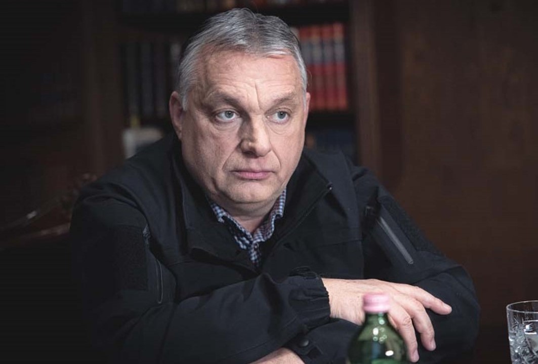 Orbánove výroky o „miešaní rás“ pobúrili židovskú náboženskú obec