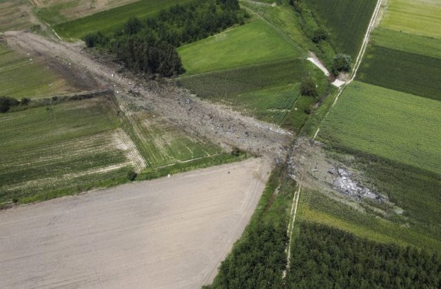 Grécko poslalo sťažnosť srbskej vláde, dôvodom je zrútené lietadlo prevážajúce tony munície