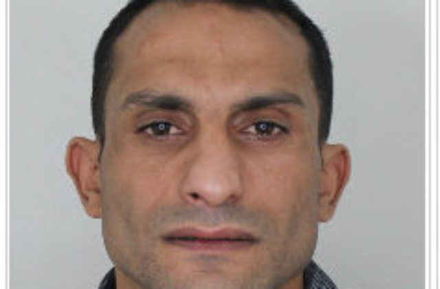 Polícia hľadá väzňa na úteku, môže byť ozbrojený a nebezpečný