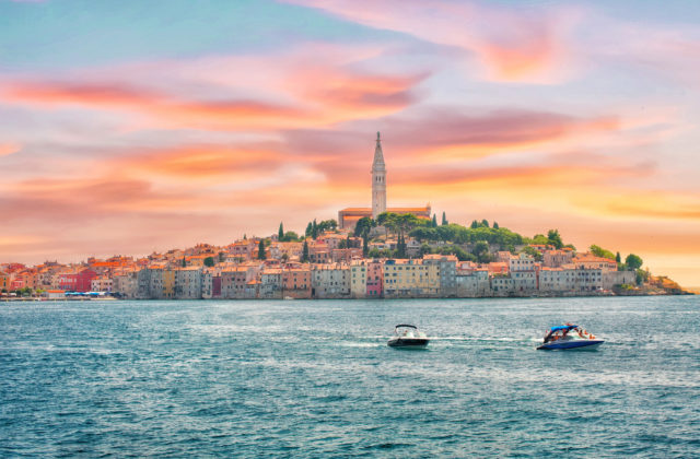 Istriu v Chorvátsku zasiahli veľké suchá, občania aj dovolenkári musia dodržiavať opatrenia