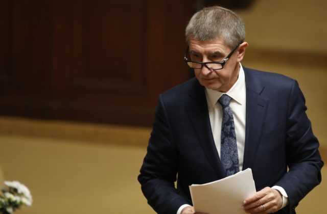 Prvé kolo volieb v Česku by vyhral Babiš, o prezidentské kreslo by súperil s Pavlom