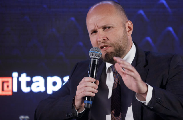 Naď vyzval priateľov zo SaS, aby prestali s politikárčením a vrátili sa do práce plniť sľuby