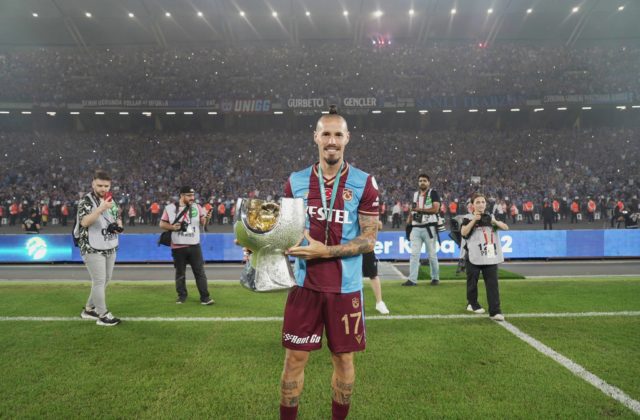 Hamšík má s Trabzonsporom tretiu trofej. Aj v tejto sezóne budeme veľmi silní, sľúbil po výhre Superpohára (foto+video)