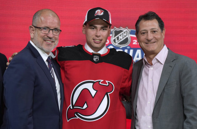 Nemec takýto výsledok nečakal. V NHL si chce zahrať už v ďalšej sezóne a hlavný skaut „diablov“ nešetril chválou (video)