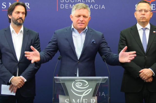 Smer podáva trestné oznámenie pre Naďov predražený nákup transportérov, Fico skritizoval aj vojenskú pomoc Ukrajine (video)