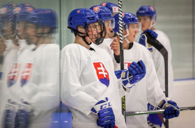 Slovenská hokejová „20“ začala prípravu na šampionát v Kanade, dvaja útočníci chýbajú pre zdravotné problémy