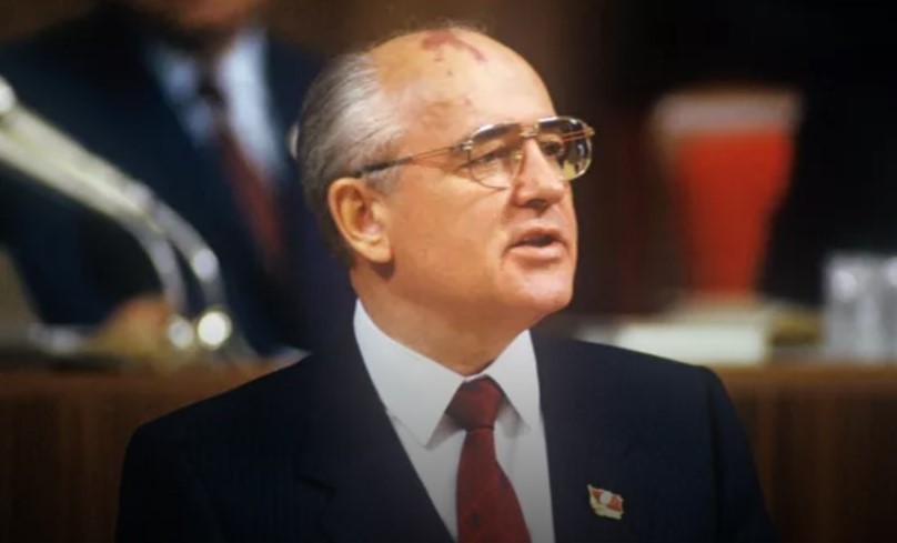 Autor perestrojky socializmu a „hrobár“ ZSSR, Michail Gorbačov, zomrel